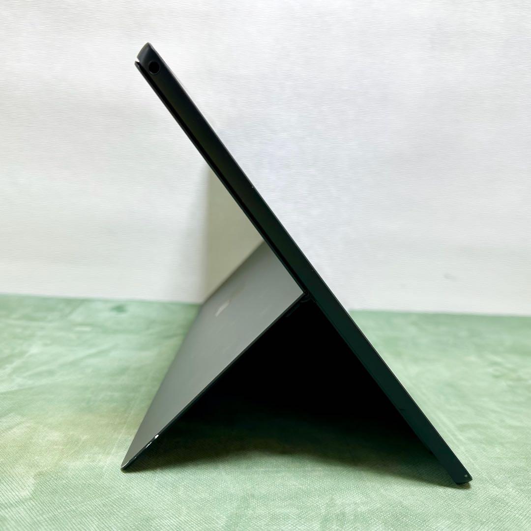 Microsoft Surface Pro 7+ 本体