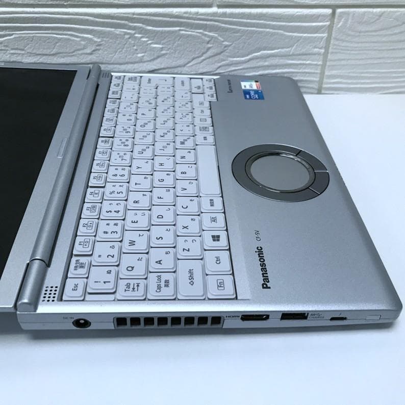 極美品》＊MS Office2024認証／使用時間浅／レッツノートCF-SV1