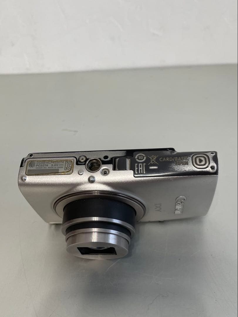【ジャンク品】Canon IXY 650 シルバー デジタルカメラ 付属品あり