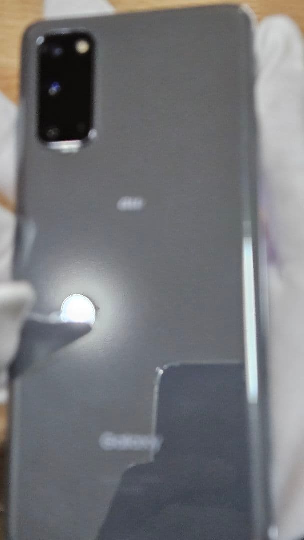 Galaxy S20 グレー au