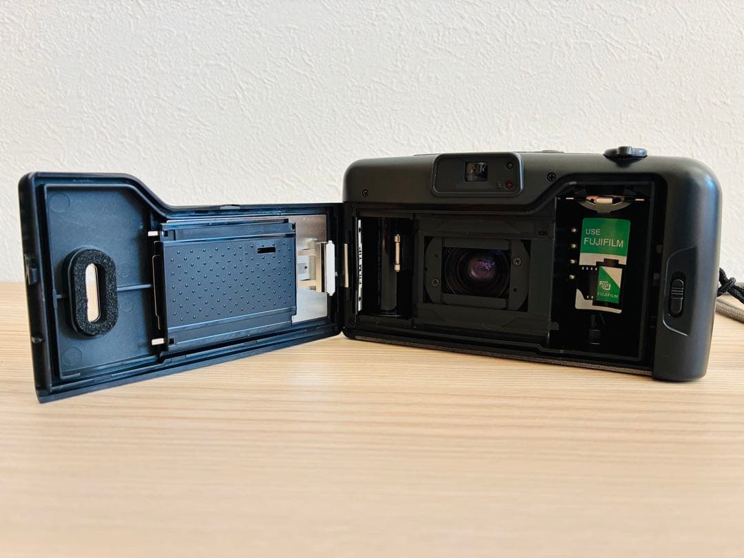 Fujifilm Silvi 70 コンパクトカメラ　動作確認済