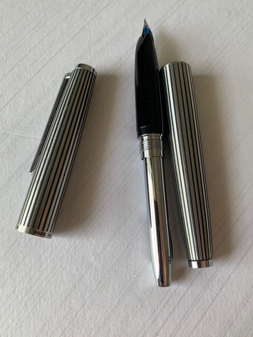 PILOT パイロット Custom 蝕刻 万年筆 18Kニブ コンバーター付属