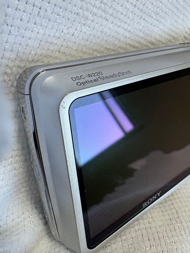 Sony Cyber-shot DSC-W220 デジカメ シルバー カメラ