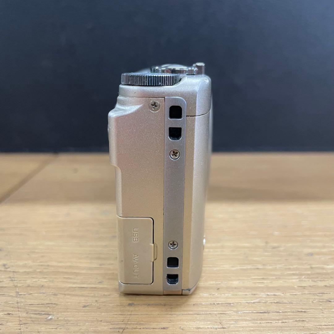 動作品 RICOH CX4 シルバー コンパクトデジタルカメラ