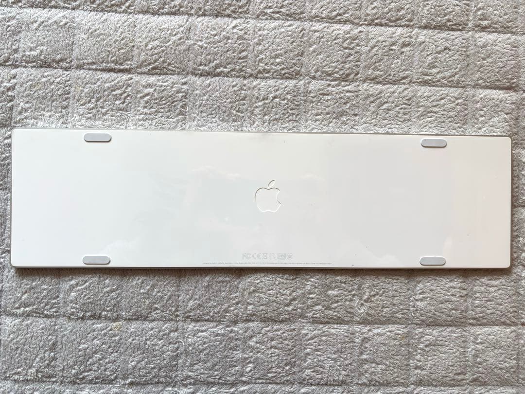Apple Magic Keyboard（テンキー付き）A1843＋充電ケーブル