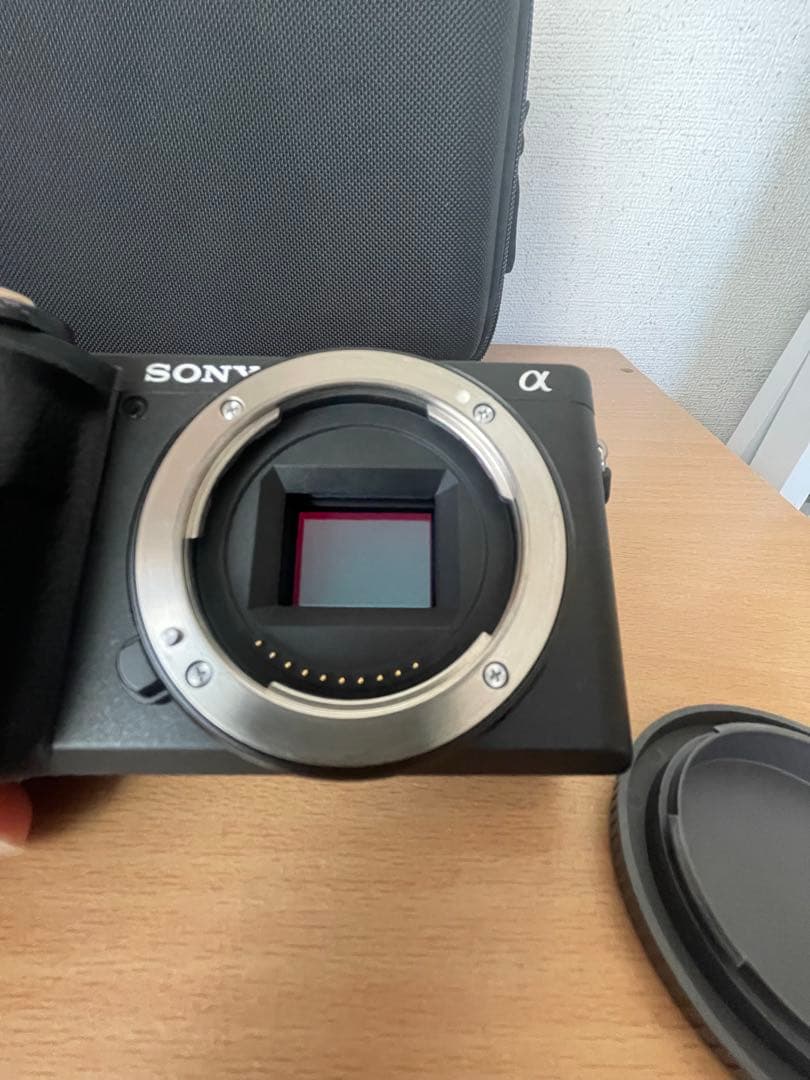 SONY α6400ミラーレス一眼カメラ E 18-135mmレンズ付き