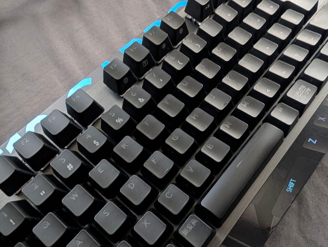 Logicool G512 Carbon ゲーミングキーボード（タクタイル）