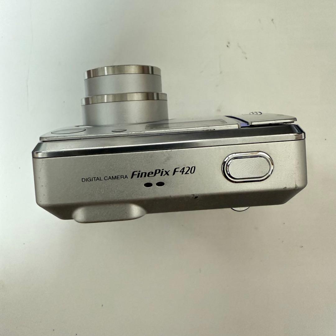 Fujifilm FinePix F420 単4電池稼働 コンパクトデジカメ