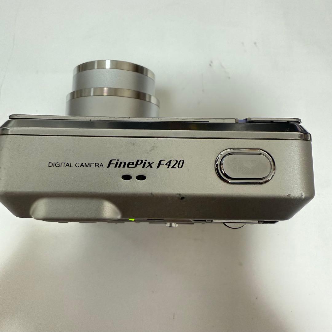 Fujifilm FinePix F420 単4電池稼働 コンパクトデジカメ