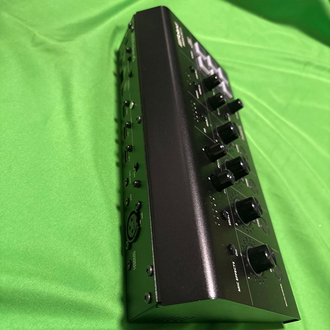 【美品】Roland BRIDGE CAST X 使用約4ヶ月／元箱あり