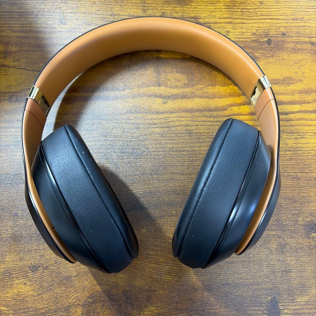 【Beats Studio3 Wireless】ミッドナイトブラック