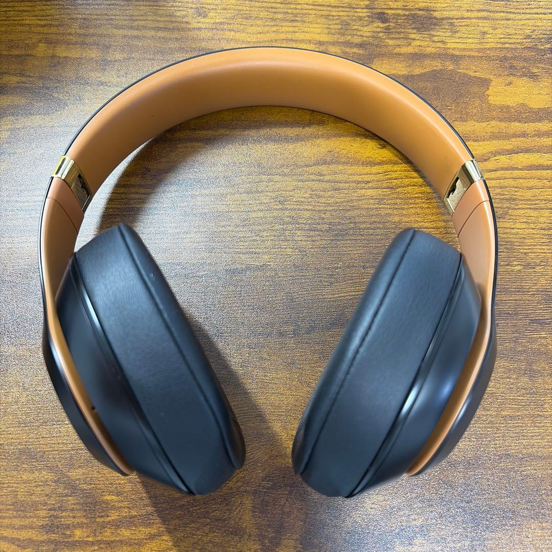 【Beats Studio3 Wireless】ミッドナイトブラック