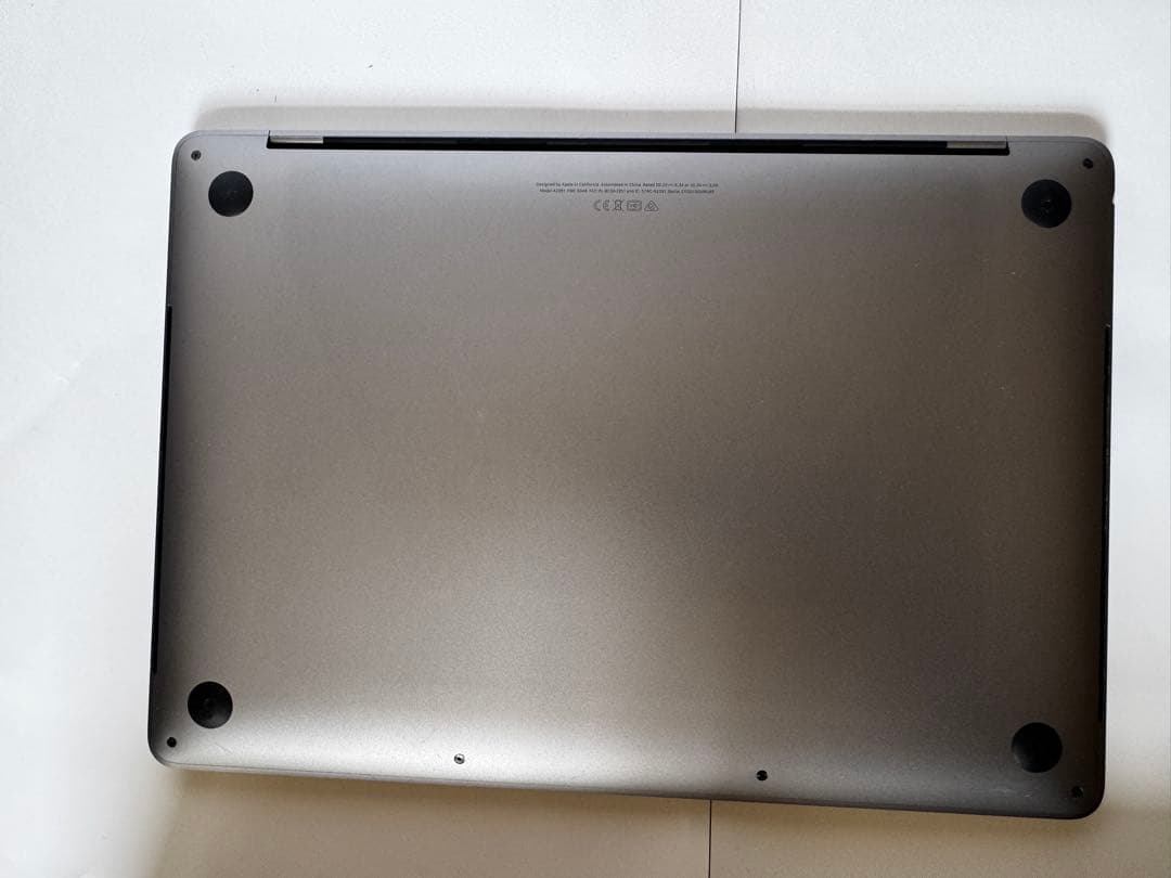 MacBook Pro 13インチ 2020 / i5 / 16GB/512GB