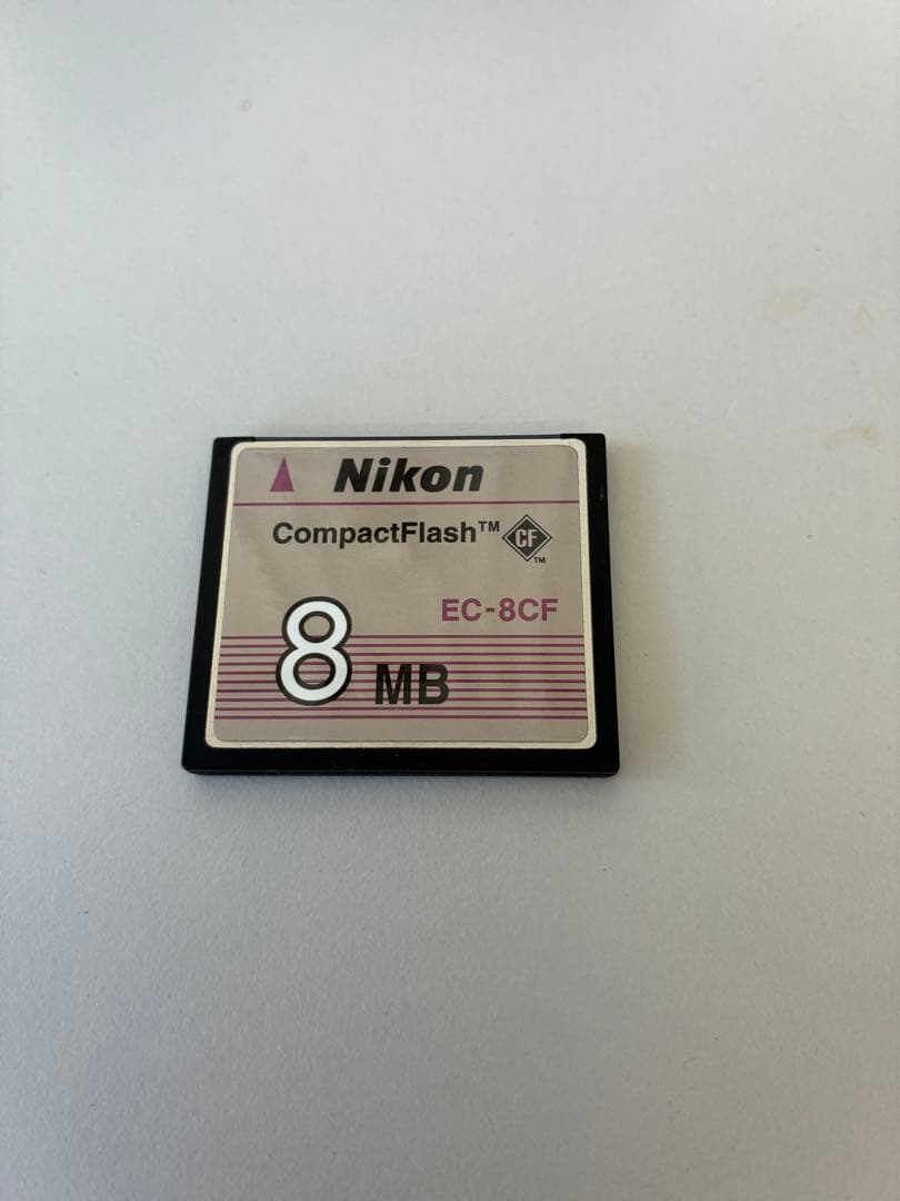 ニコンCOOLPIX800 コンパクトデジカメNikon ８MBメディア付
