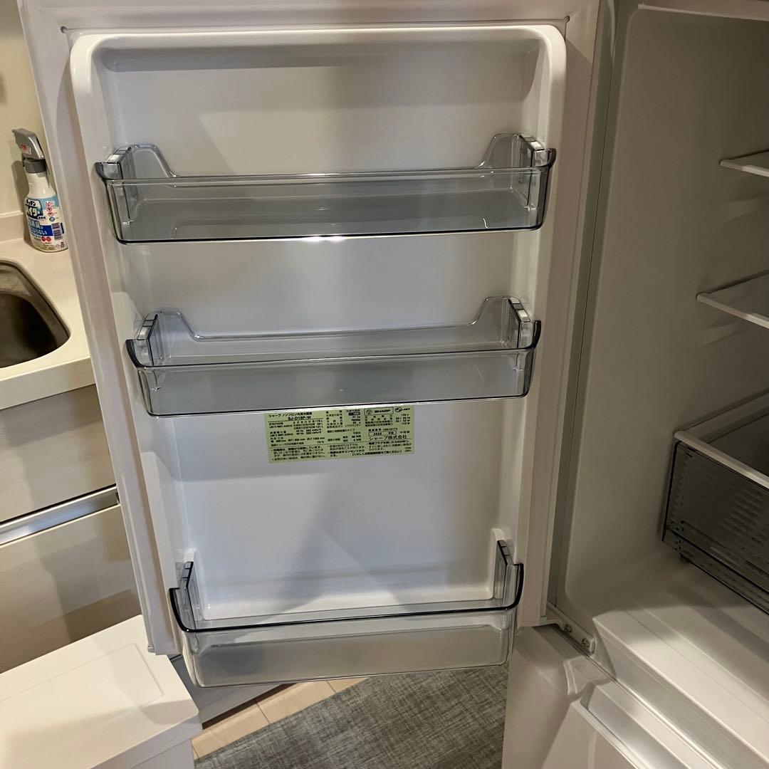 美品 シャープ 2ドア冷蔵庫 179L 2025年SJ-D18P-W 単身用