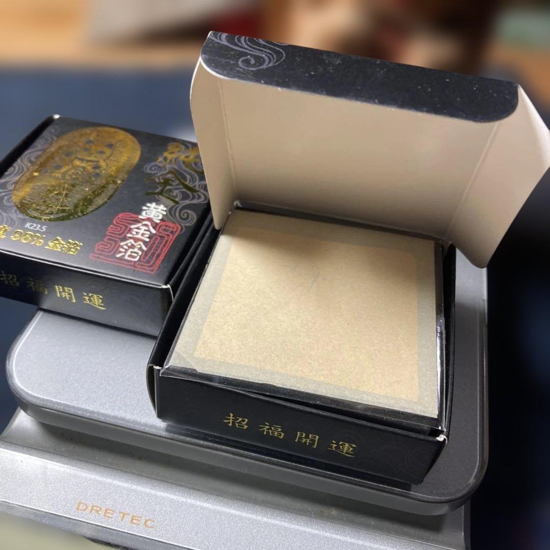 ψ(｀∇´)ψほとんど純金、k23.5金の黄金、使用しなくてもオブジェでOKです
