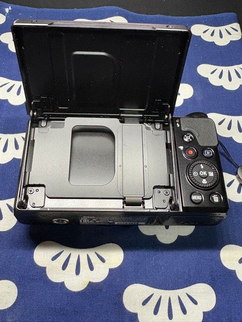 デジタルカメラ Nikon COOLPIX A900