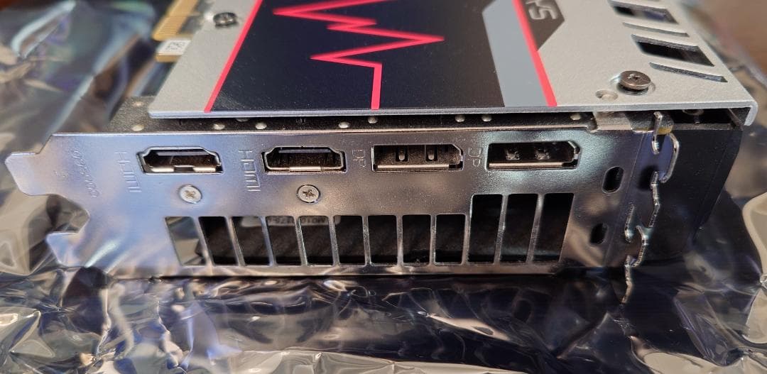 グラフィックボード・グラボ・ビデオカード SAPPHIRE PULSE RADEON RX 570 8G