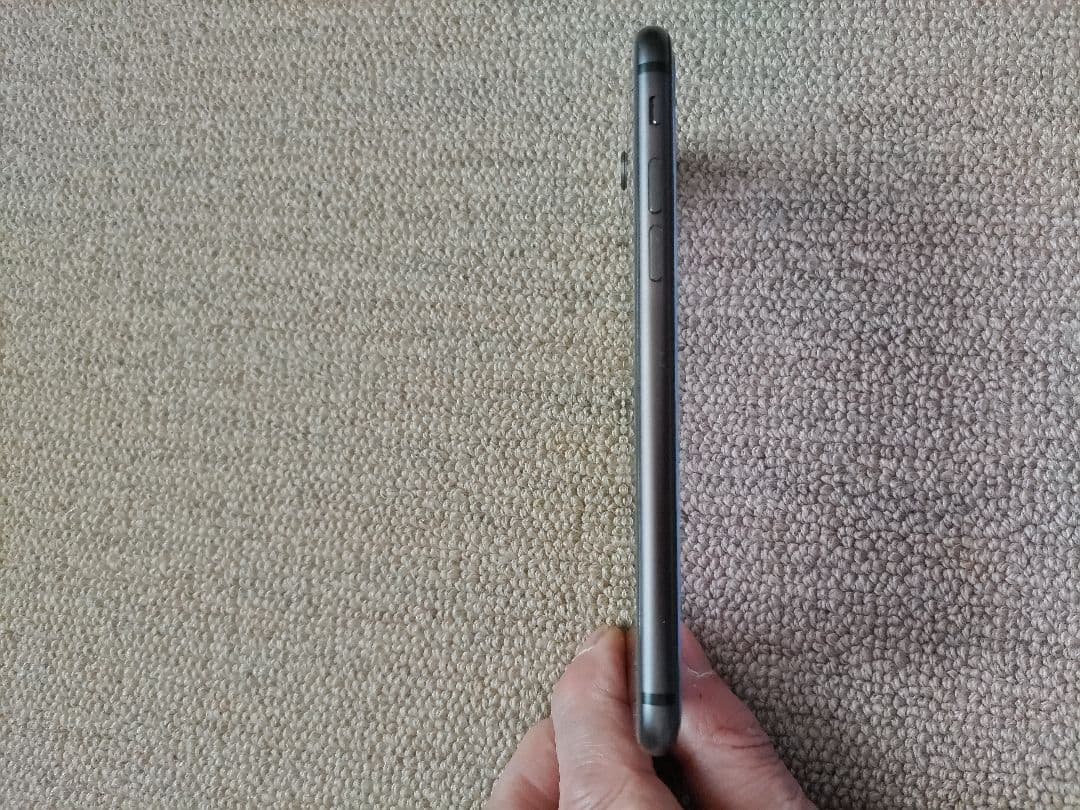 美品 iphone8