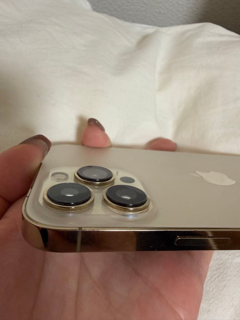iPhone 13 pro Max 256GB ゴールド