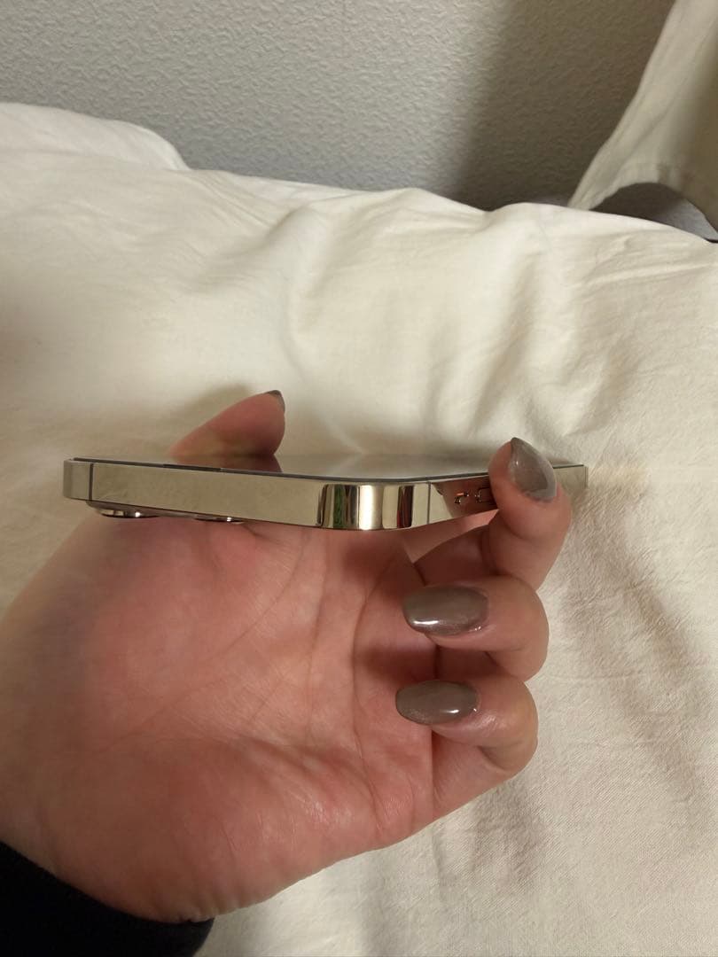 iPhone 13 pro Max 256GB ゴールド