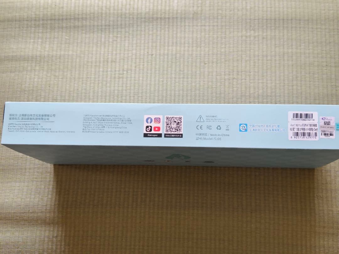 日本未発売 Akko 初音ミク コラボゲーミングキーボード マウスパッドセット