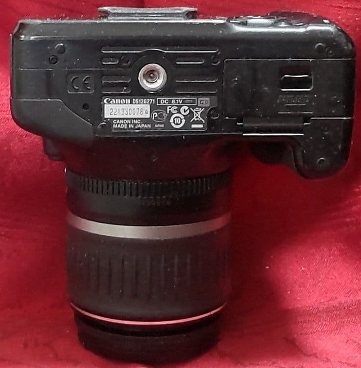 Canon EOS X4 デジタル一眼レフカメラ＋標準ズームレンズ＜動作確認済＞