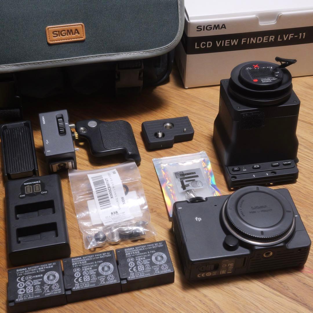 SIGMA fp(換装済み)+LVF-11+DPL SSD Holder