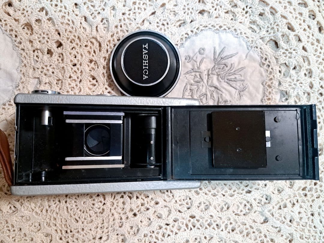 YASHICA Rapide コンパクトカメラ