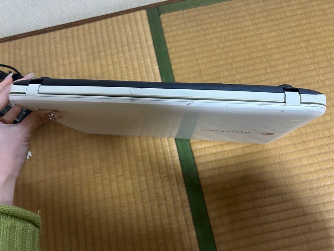 【ジャンク品】Toshiba T552/58FWM ノートPC ホワイト