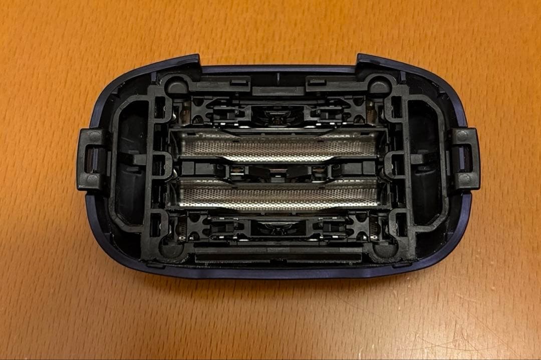 パナソニック　リニアシェーバー　ラムダッシュ５枚刃 ES-LV7E