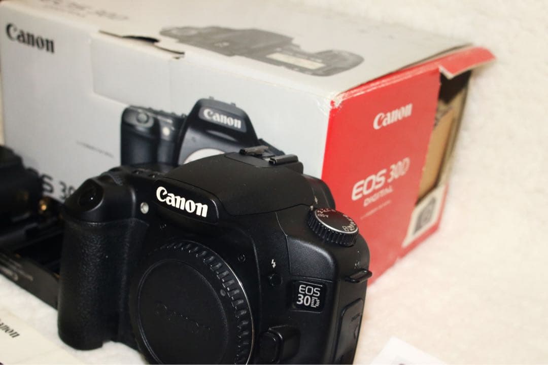 Canon EOS 30D デジタル一眼レフカメラ
