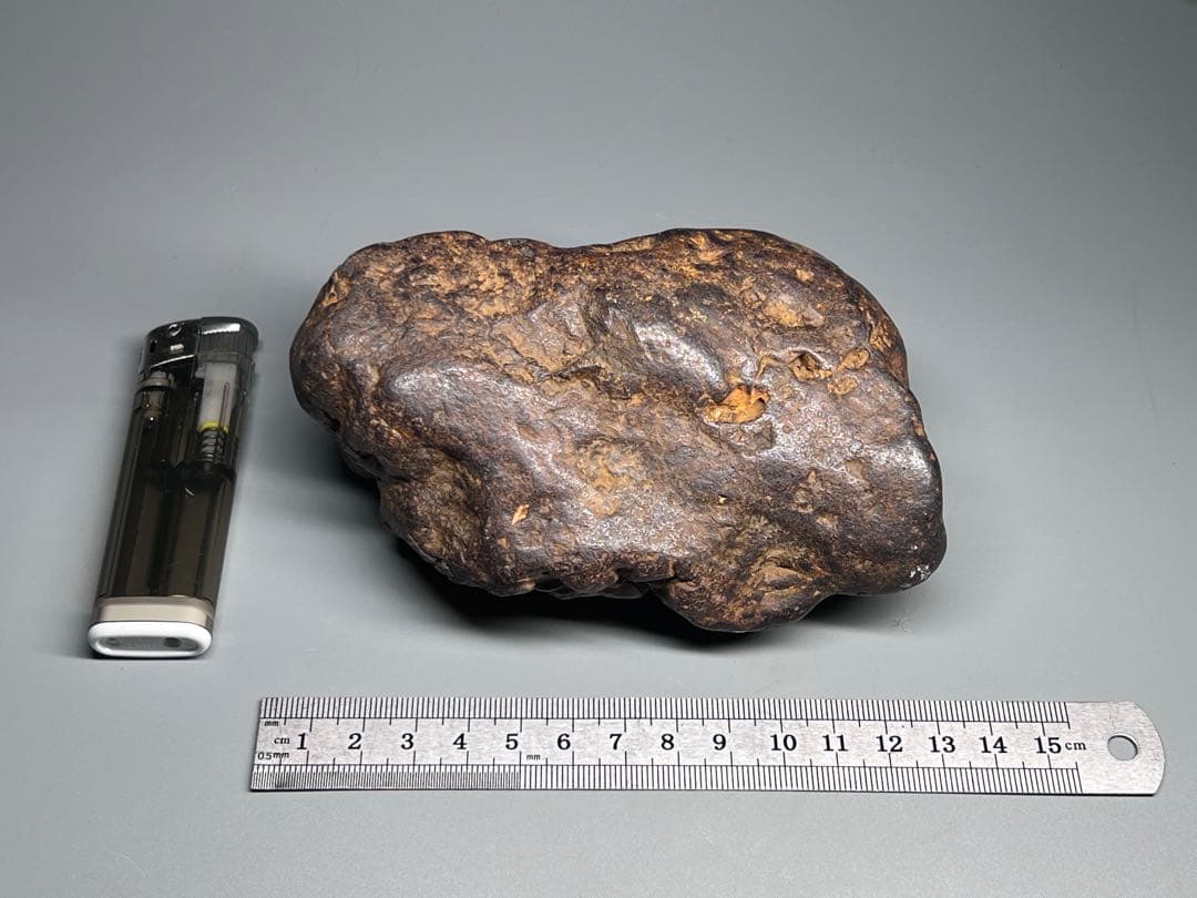 大型　宇宙エネルギーパワー　不思議の石鉄隕石　アンティーク　時代物　約1102g