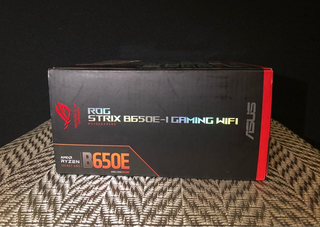 未使用　ROG STRIX B650E-I GAMING WIFI マザーボード