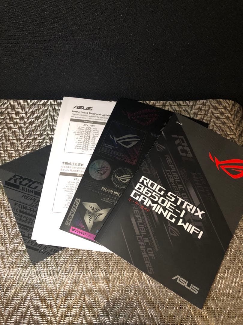 未使用　ROG STRIX B650E-I GAMING WIFI マザーボード