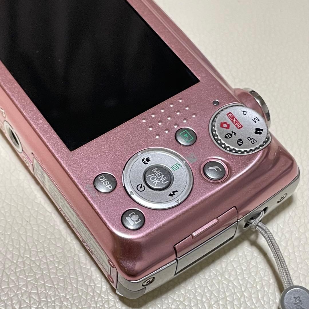 極美品！ 富士フイルム FinePix F70EXR ピンク デジタルカメラ