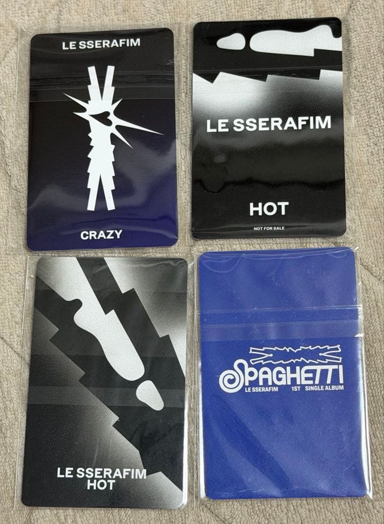 LE SSERAFIM 　ルセラフィム ユンジン　直筆サイン　weverse