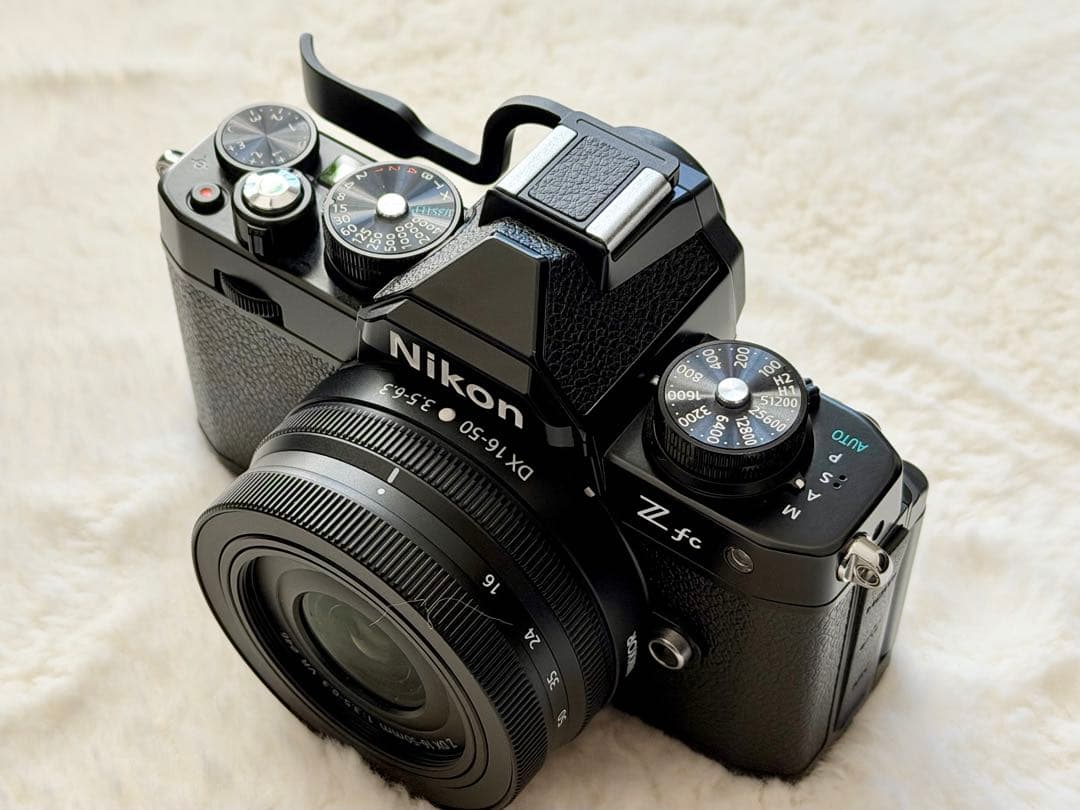 美品　Nikon zfc + 3本レンズ　＋　付属多数