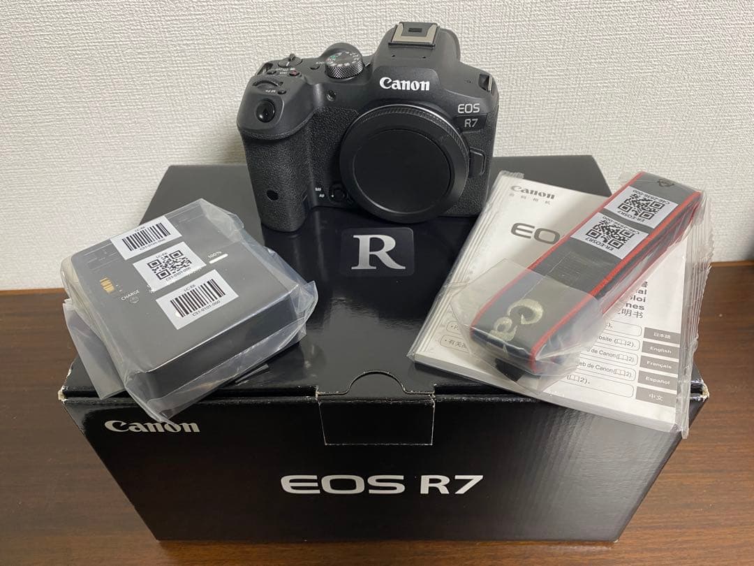 EOS R7 ボディ