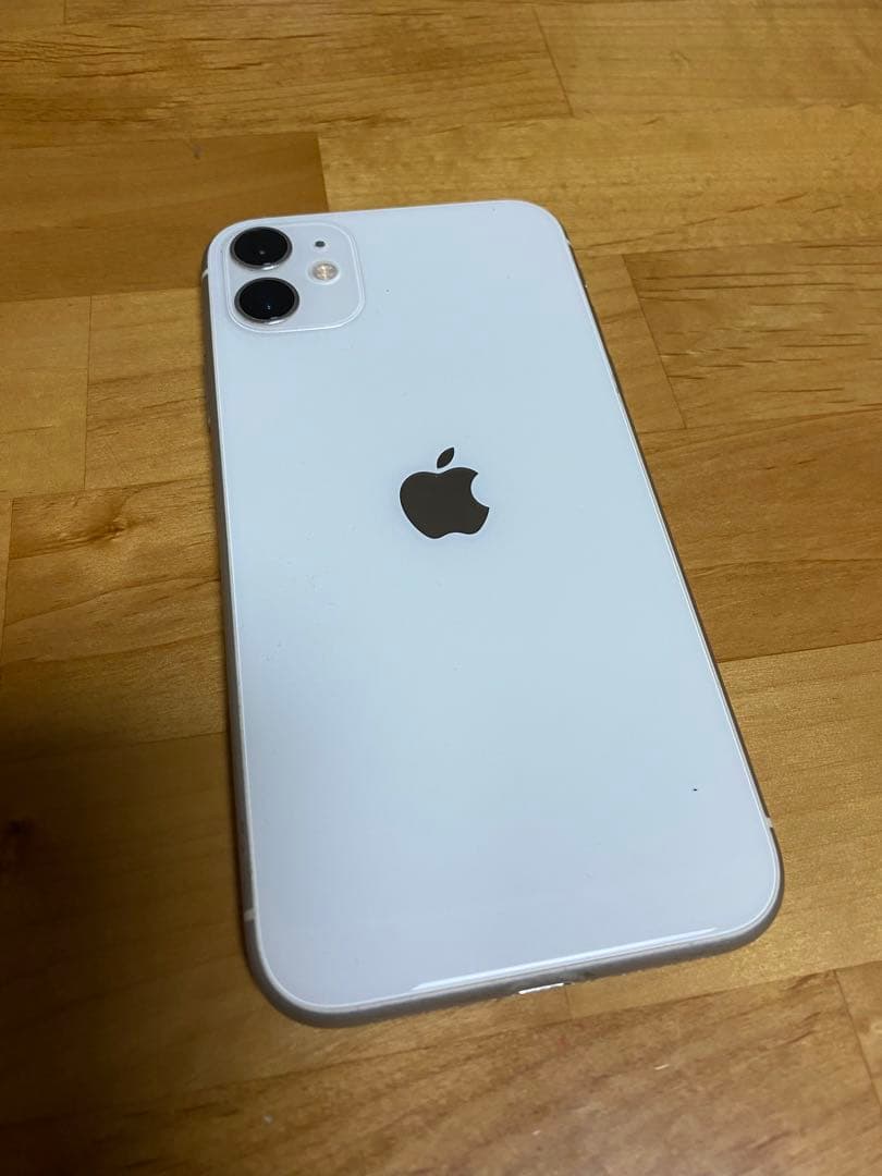 iPhone11本体　ホワイト　64GB SIMフリー