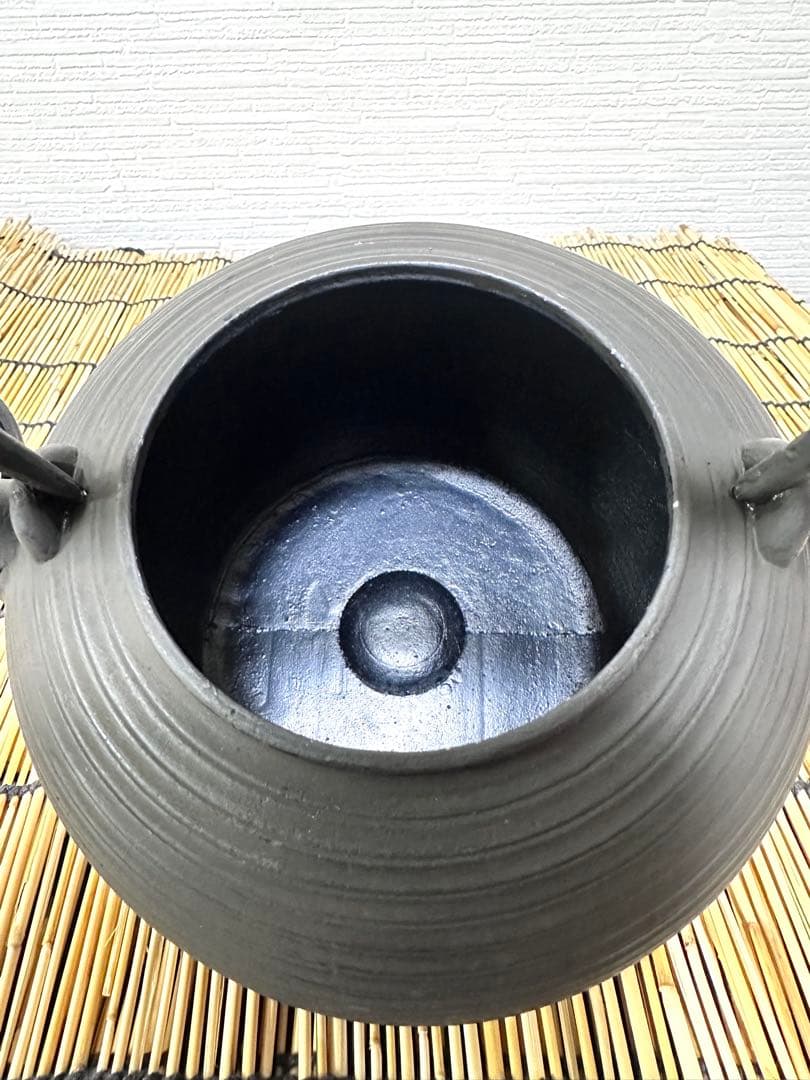 未使用、保管品　南部正晴堂　伊藤 宝斎作 糸目南部形１２型唐金蓋 飾摘　南部鉄瓶