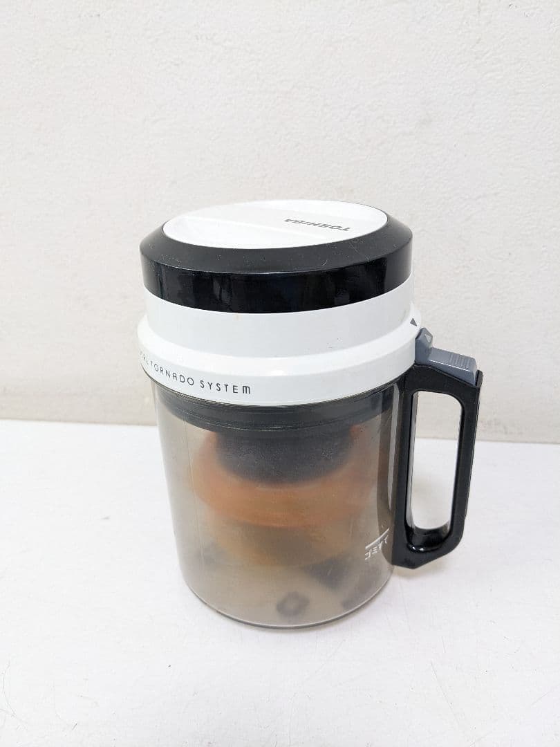 TOSHIBA 東芝 VC-CF20A-W サイクロン式掃除機 2020年製