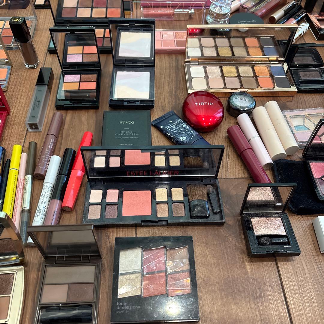 コスメ大量まとめ売り　デパコス＆プチプラ　クレド、Dior、CHANEL