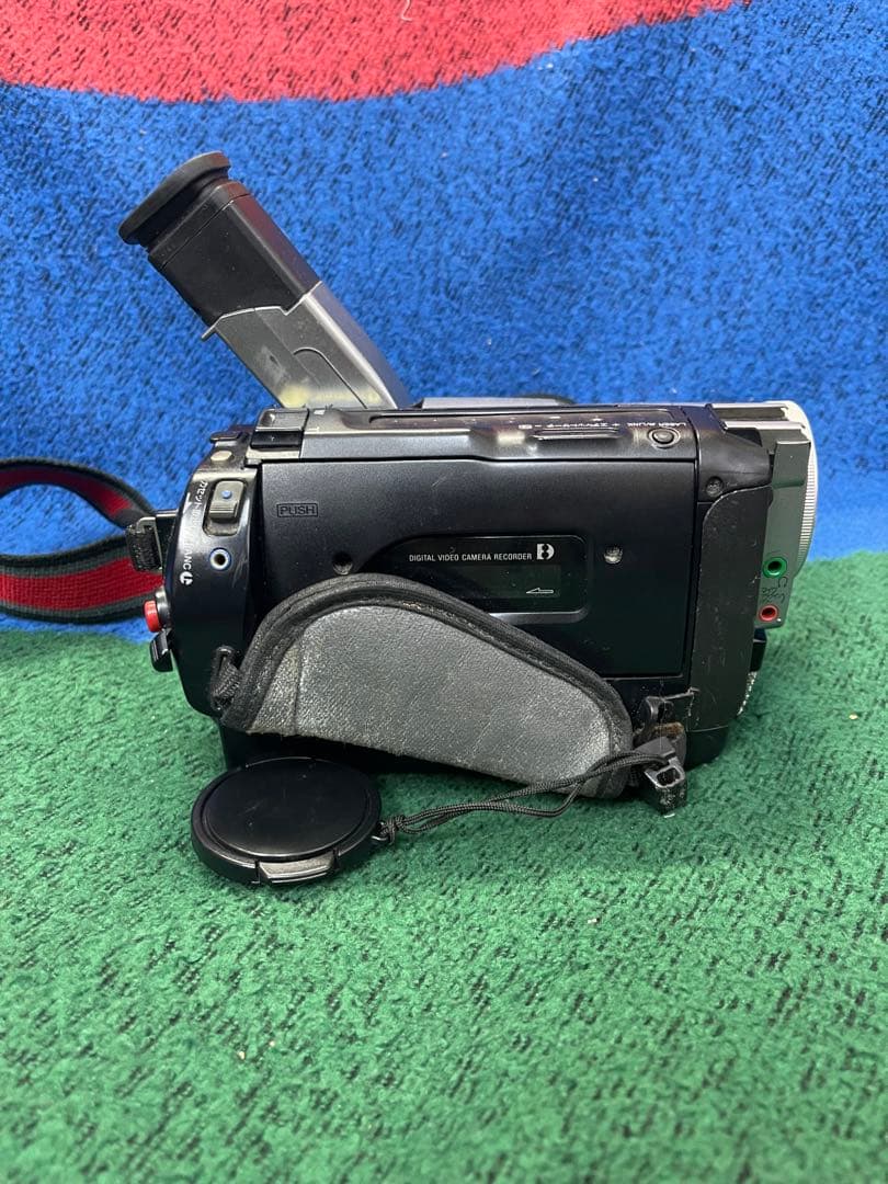 SONY DCR-TRV310 Digital8 ビデオカメラ 通電OK
