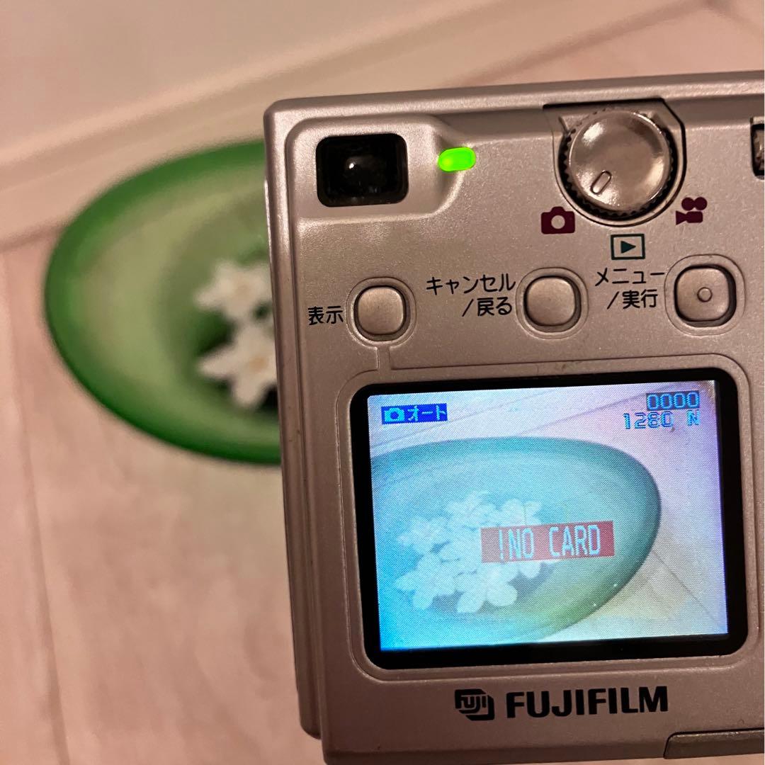 匿名配送♪動作確認済 オールドコンデジFUJIFILM finepix4500