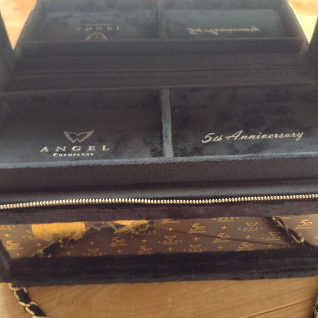 ANGEL Champagne 5th Anniversary ボックス