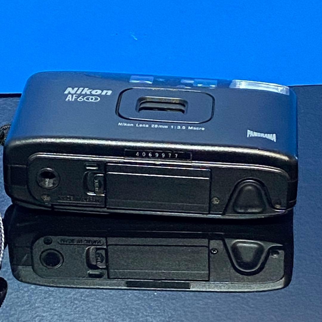 【美品】Nikonニコン AF600QDコンパクトフィルムカメラほぼ未使用保管品