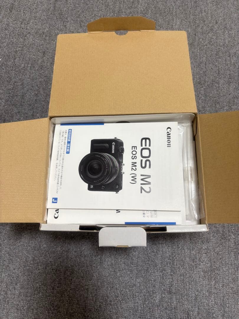 Canon EOS M2 ダブルレンズキット　※22mmレンズジャンク