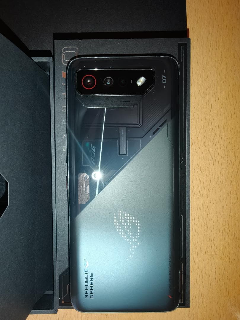 ROG Phone 7 ゲーミングスマートフォン 本体