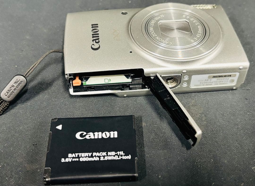 CANON IXY210 キャノン デジタルカメラ 充電器付き デジカメ